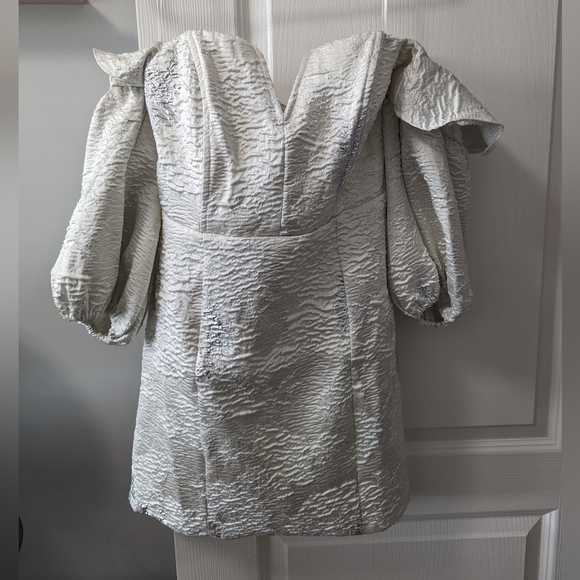 Off-Shoulder Puff sleeve Mini Dress - Picture 2 of 5